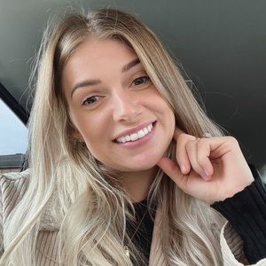 Meet your Posher, Megan